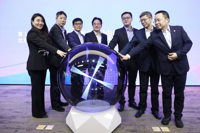 亚洲一区二区在线视频